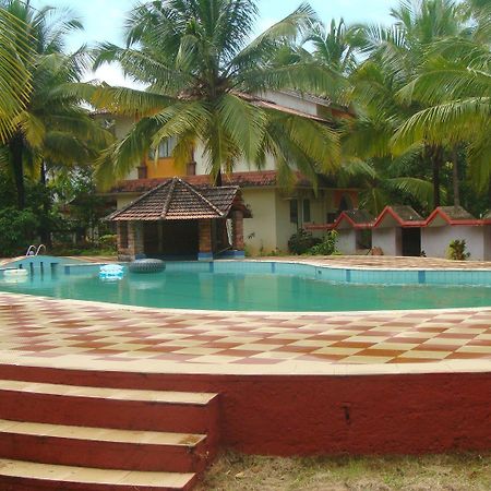 Leisure Vacations Tarang Resort Karwar Exterior foto